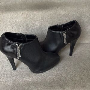 Preloved Apartment 9 Platform Heeled Booties